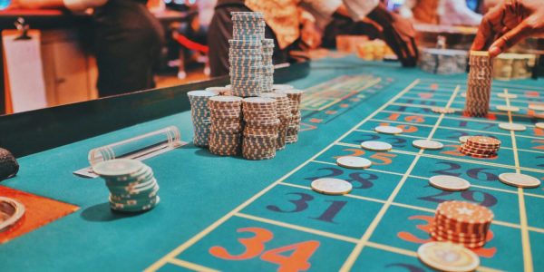 Why Players Prefer Online Betting Games Over Offline Casinos